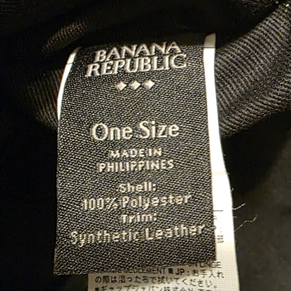 Banana Republic Black Faux Shearling Pouch/Wristlet - Picture 3 of 12